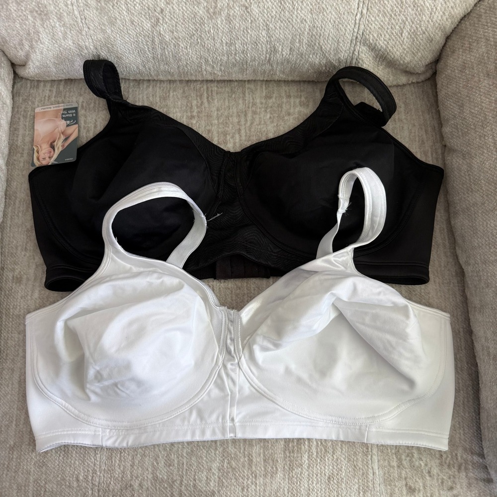 Playtex 18 Hour Ultimate Lift Support Wireless Bra 2 Pack Black White 44D